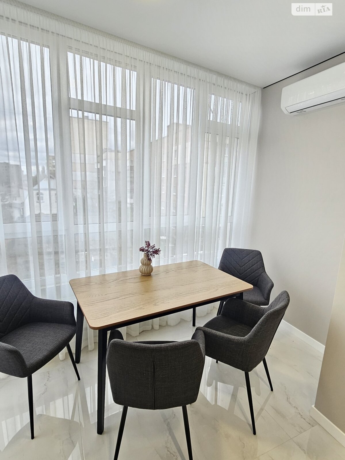 двухкомнатная квартира в Хмельницком, район Центр, на ул. Шевченко 39 в аренду на долгий срок помесячно фото 1 двухкомнатная квартира в Хмельницком, район Центр, на ул. Шевченко 39 в аренду на долгий срок помесячно фото 1