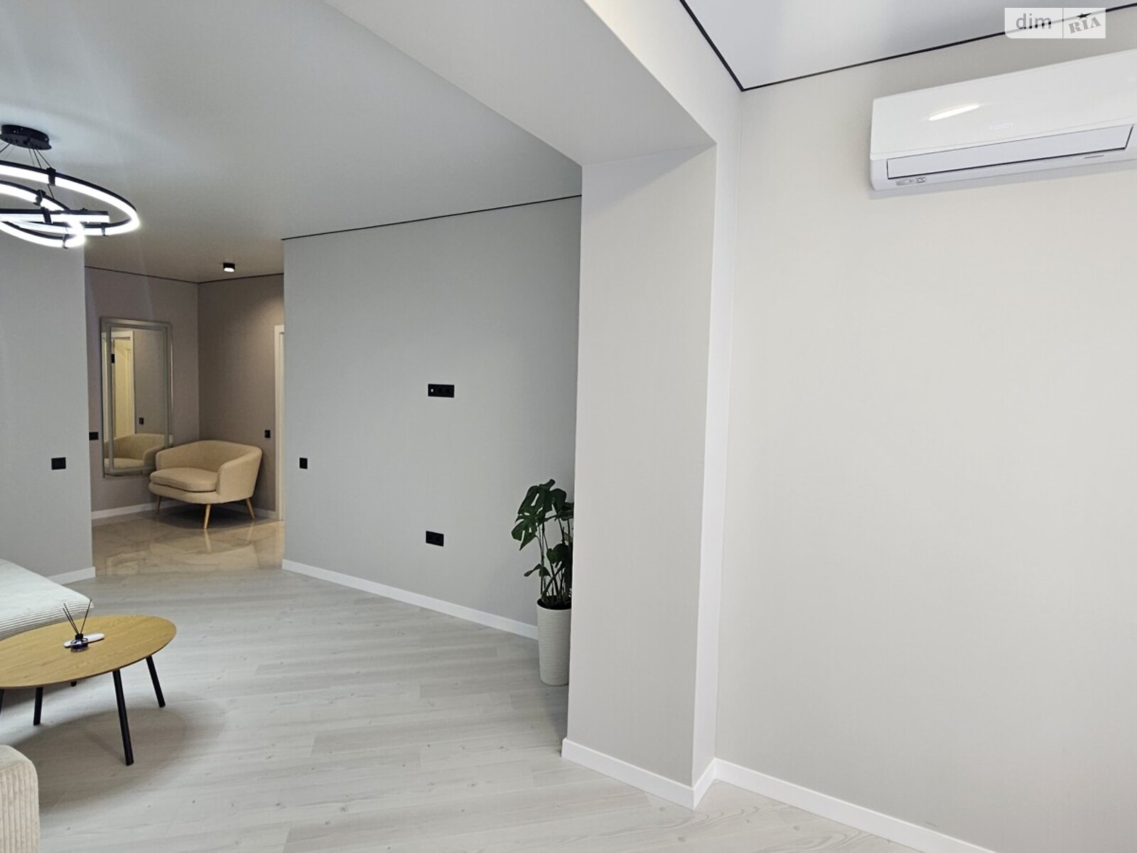 двухкомнатная квартира в Хмельницком, район Центр, на ул. Шевченко 39 в аренду на долгий срок помесячно фото 1 двухкомнатная квартира в Хмельницком, район Центр, на ул. Шевченко 39 в аренду на долгий срок помесячно фото 1