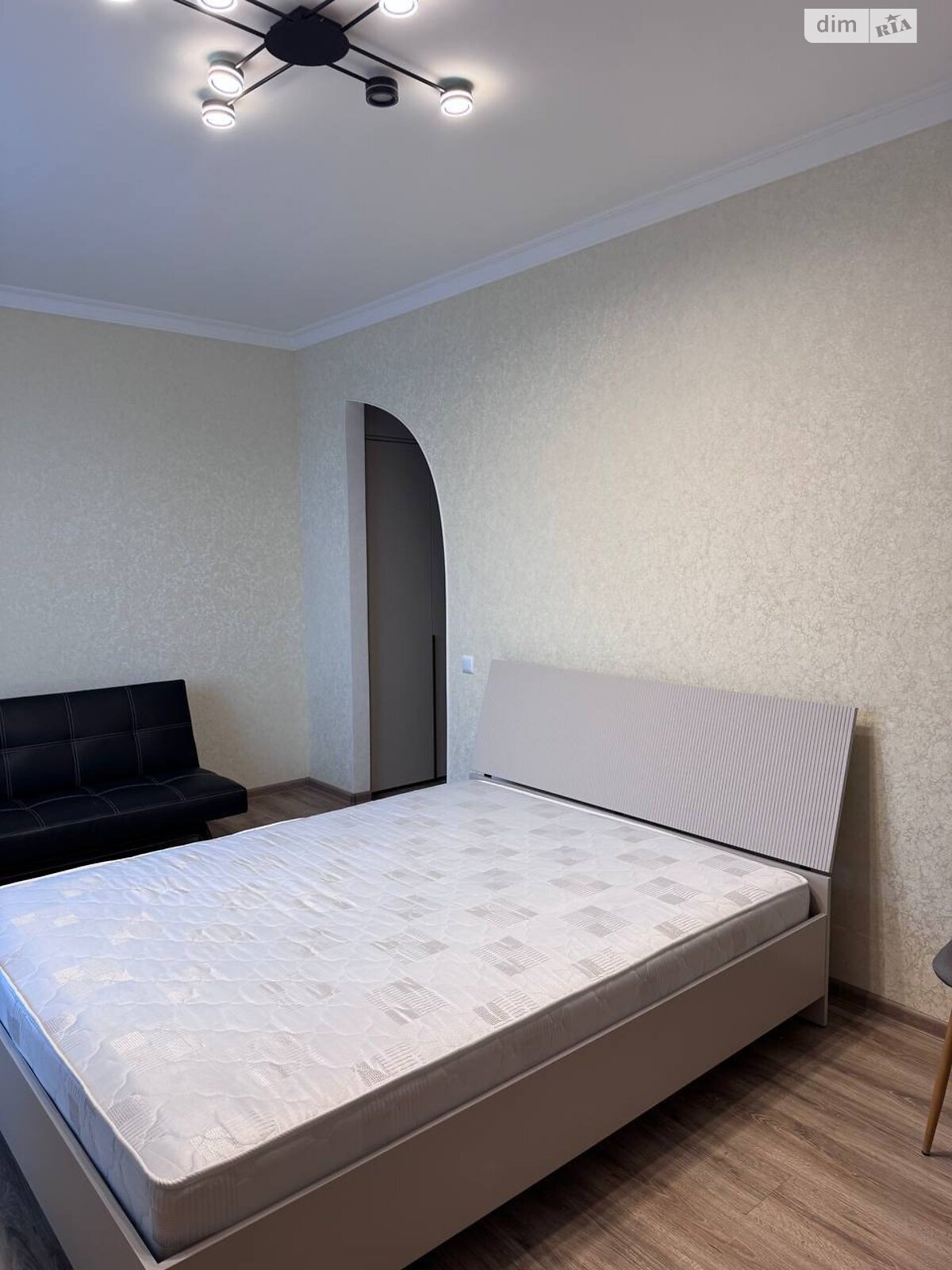 двухкомнатная квартира в Хмельницком, район Центр, на ул. Шевченко 46 в аренду на долгий срок помесячно фото 1 двухкомнатная квартира в Хмельницком, район Центр, на ул. Шевченко 46 в аренду на долгий срок помесячно фото 1