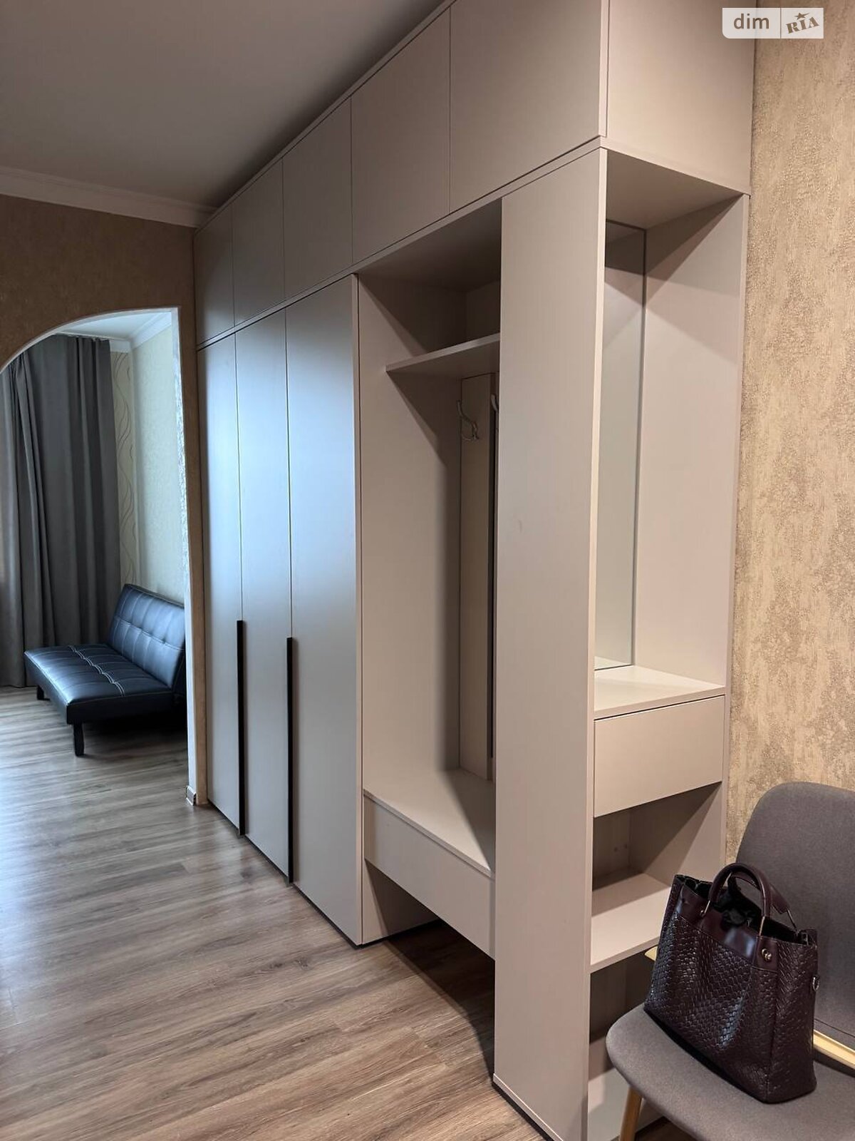 двухкомнатная квартира в Хмельницком, район Центр, на ул. Шевченко 46 в аренду на долгий срок помесячно фото 1 двухкомнатная квартира в Хмельницком, район Центр, на ул. Шевченко 46 в аренду на долгий срок помесячно фото 1