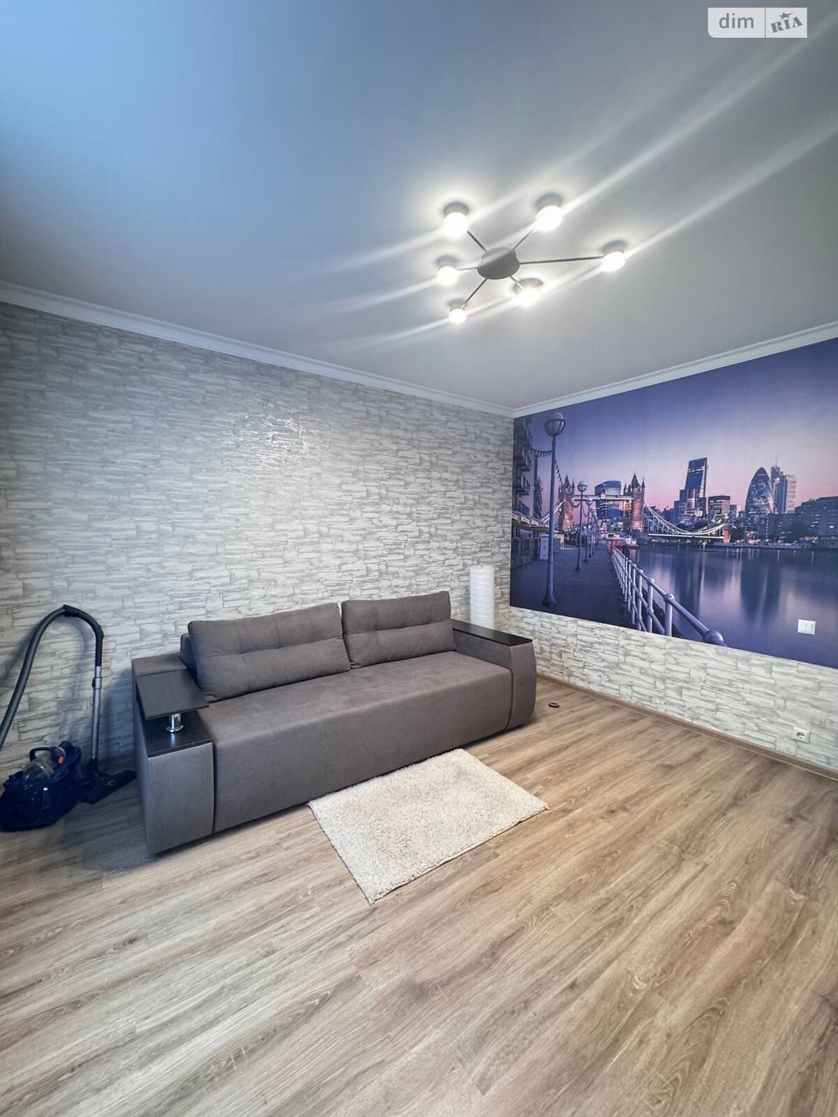 двухкомнатная квартира в Хмельницком, район Центр, на ул. Шевченко 46 в аренду на долгий срок помесячно фото 1 двухкомнатная квартира в Хмельницком, район Центр, на ул. Шевченко 46 в аренду на долгий срок помесячно фото 1