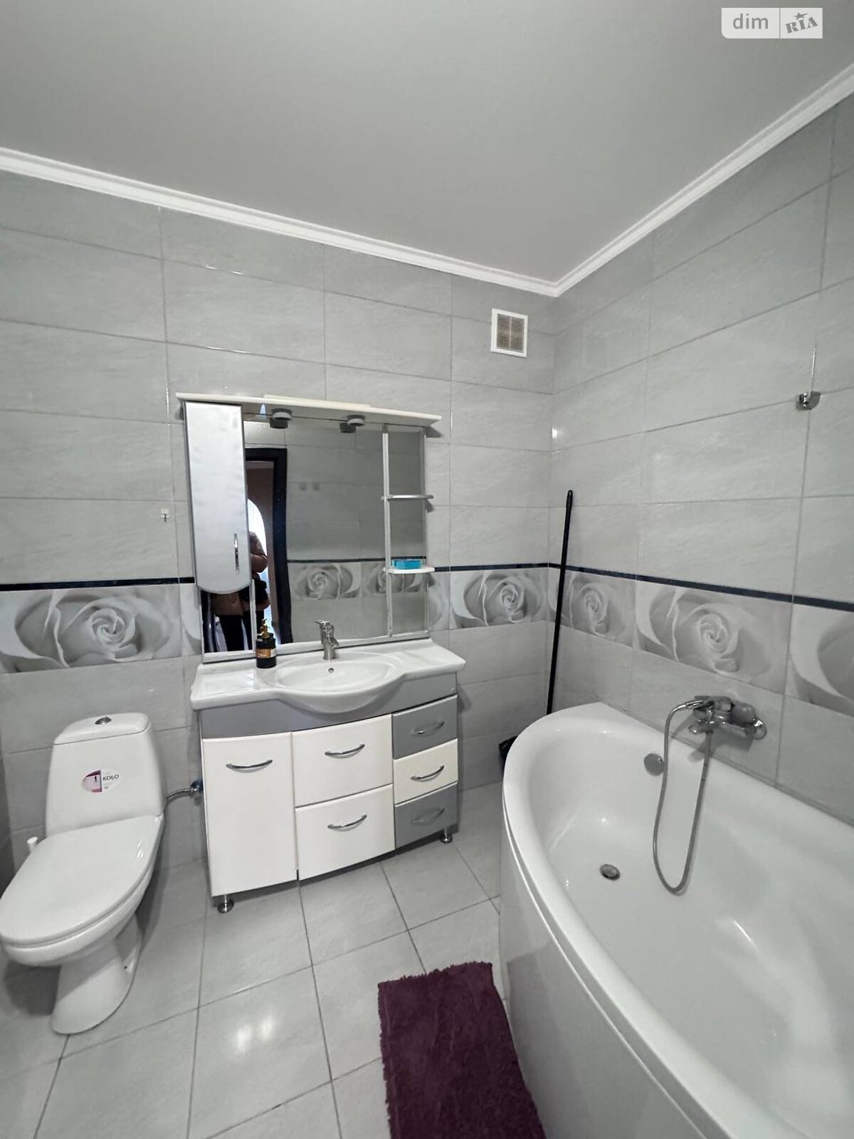 двухкомнатная квартира в Хмельницком, район Центр, на ул. Шевченко 46 в аренду на долгий срок помесячно фото 1 двухкомнатная квартира в Хмельницком, район Центр, на ул. Шевченко 46 в аренду на долгий срок помесячно фото 1