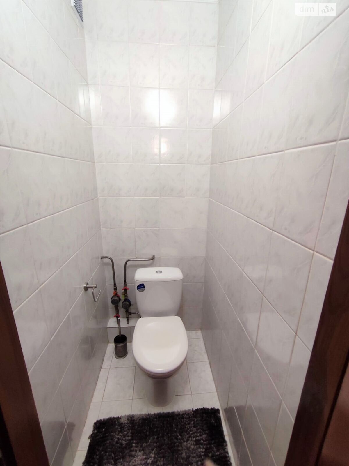 трехкомнатная квартира в Хмельницком, район Центр, на ул. Трембовецкой Марии 3 в аренду на долгий срок помесячно фото 1