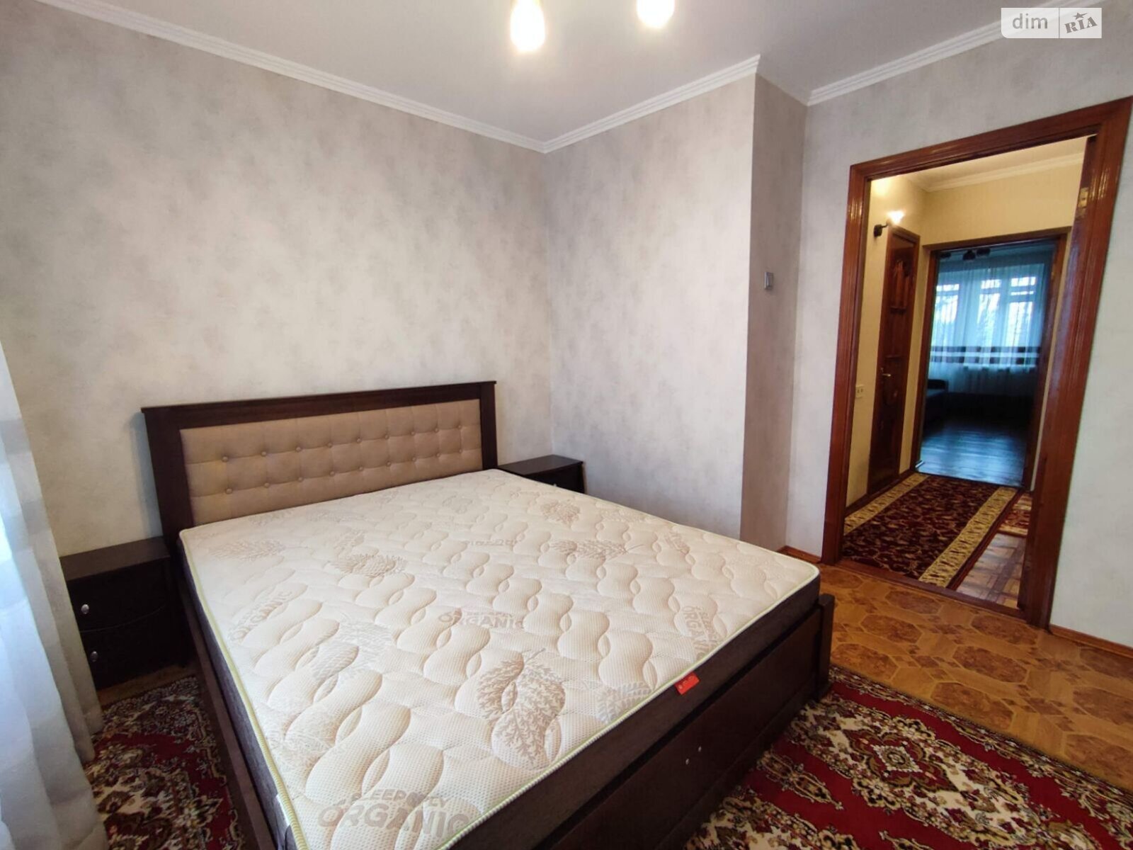 трехкомнатная квартира в Хмельницком, район Центр, на ул. Трембовецкой Марии 3 в аренду на долгий срок помесячно фото 1