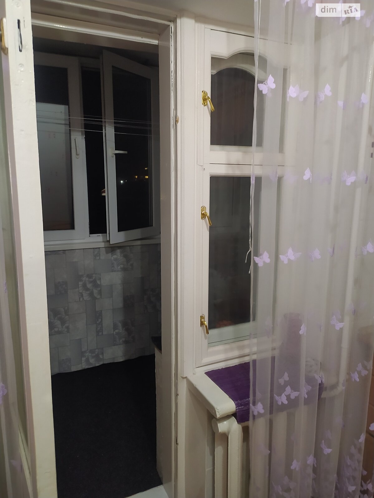 двокімнатна квартира в Хмельницькому, район Центр, на вул. Вайсера 4 в довготривалу оренду помісячно фото 1