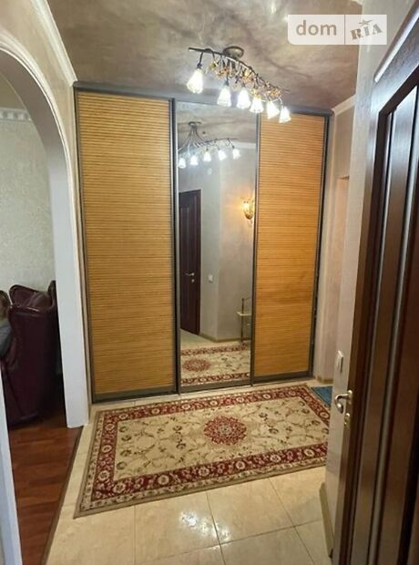 трехкомнатная квартира в Хмельницком, район Центр, на ул. Водопроводная в аренду на долгий срок помесячно фото 1 трехкомнатная квартира в Хмельницком, район Центр, на ул. Водопроводная в аренду на долгий срок помесячно фото 1