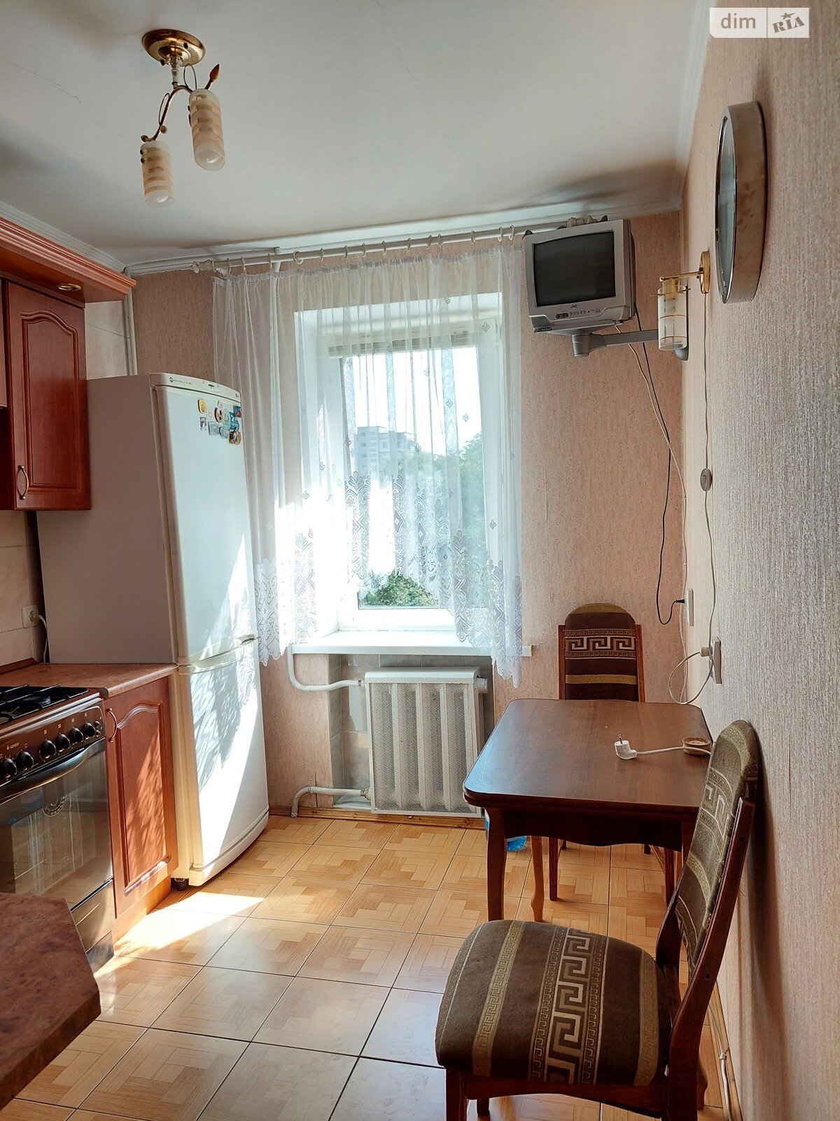 двухкомнатная квартира с мебелью в Хмельницком, район Центр, на ул. Водопроводная в аренду на долгий срок помесячно фото 1