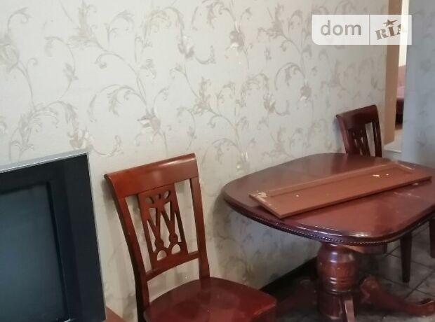 трехкомнатная квартира с мебелью в Хмельницком, район Центр, в аренду на долгий срок помесячно фото 1 трехкомнатная квартира с мебелью в Хмельницком, район Центр, в аренду на долгий срок помесячно фото 1