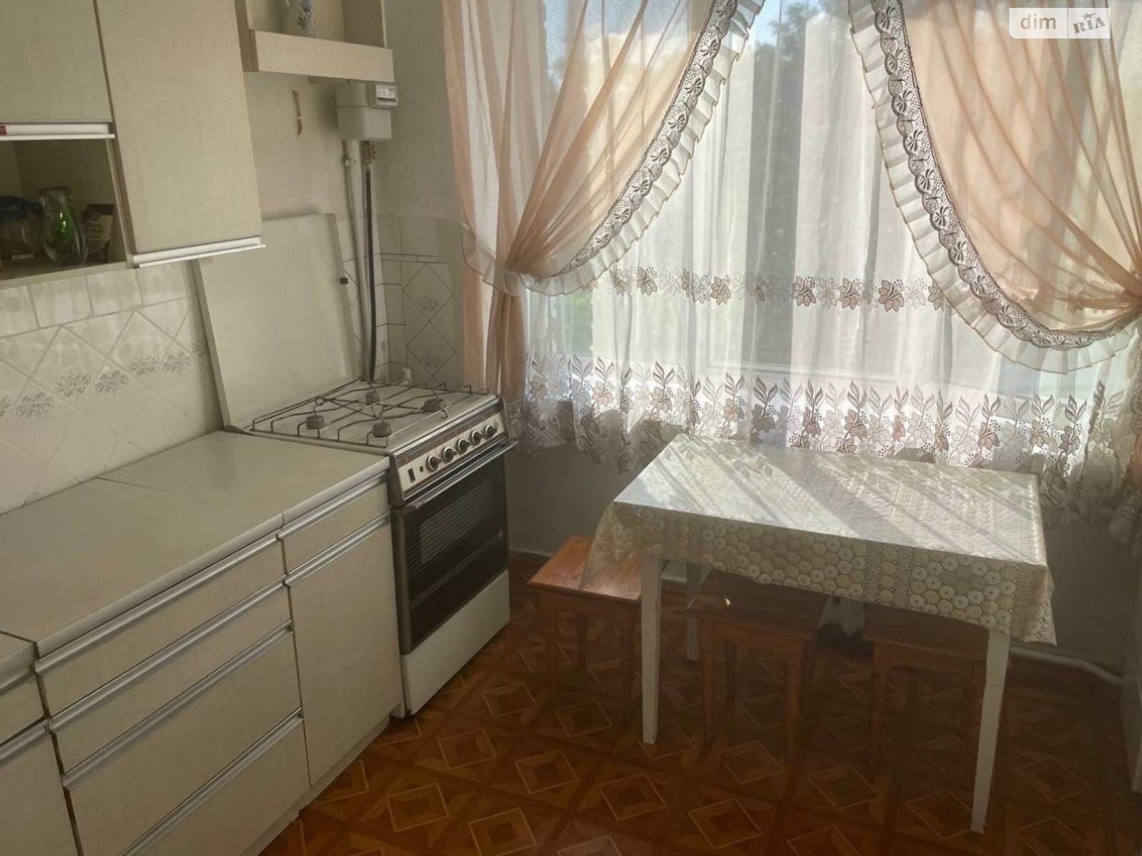 трикімнатна квартира в Хмельницькому, район Центр, на вул. Володимирська 71 в довготривалу оренду помісячно фото 1 трикімнатна квартира в Хмельницькому, район Центр, на вул. Володимирська 71 в довготривалу оренду помісячно фото 1