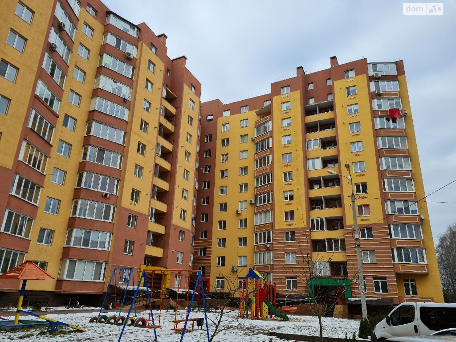 четырехкомнатная квартира с мебелью в Хмельницком, район Выставка, на ул. Панаса Мирного 7/1 в аренду на долгий срок помесячно фото 1 четырехкомнатная квартира с мебелью в Хмельницком, район Выставка, на ул. Панаса Мирного 7/1 в аренду на долгий срок помесячно фото 1