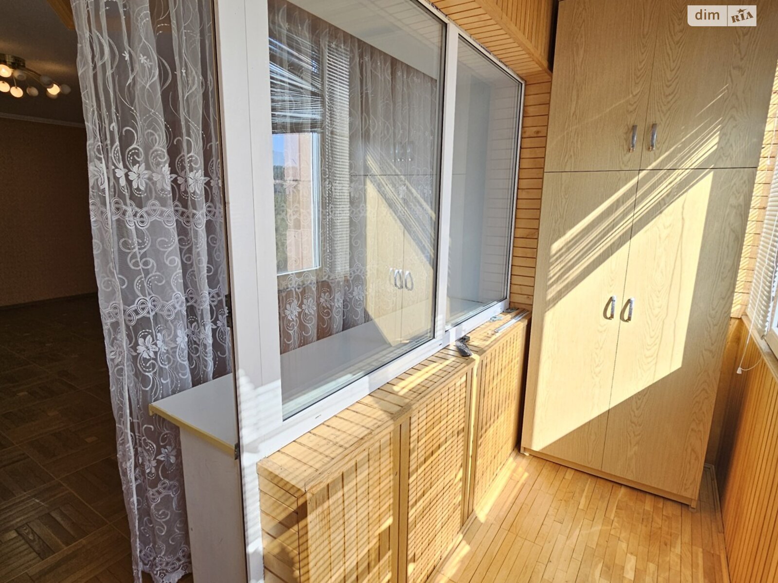 трикімнатна квартира в Хмельницькому, район Виставка, на вул. Коновальця Євгена, кв. 24 в довготривалу оренду помісячно фото 1 трикімнатна квартира в Хмельницькому, район Виставка, на вул. Коновальця Євгена, кв. 24 в довготривалу оренду помісячно фото 1