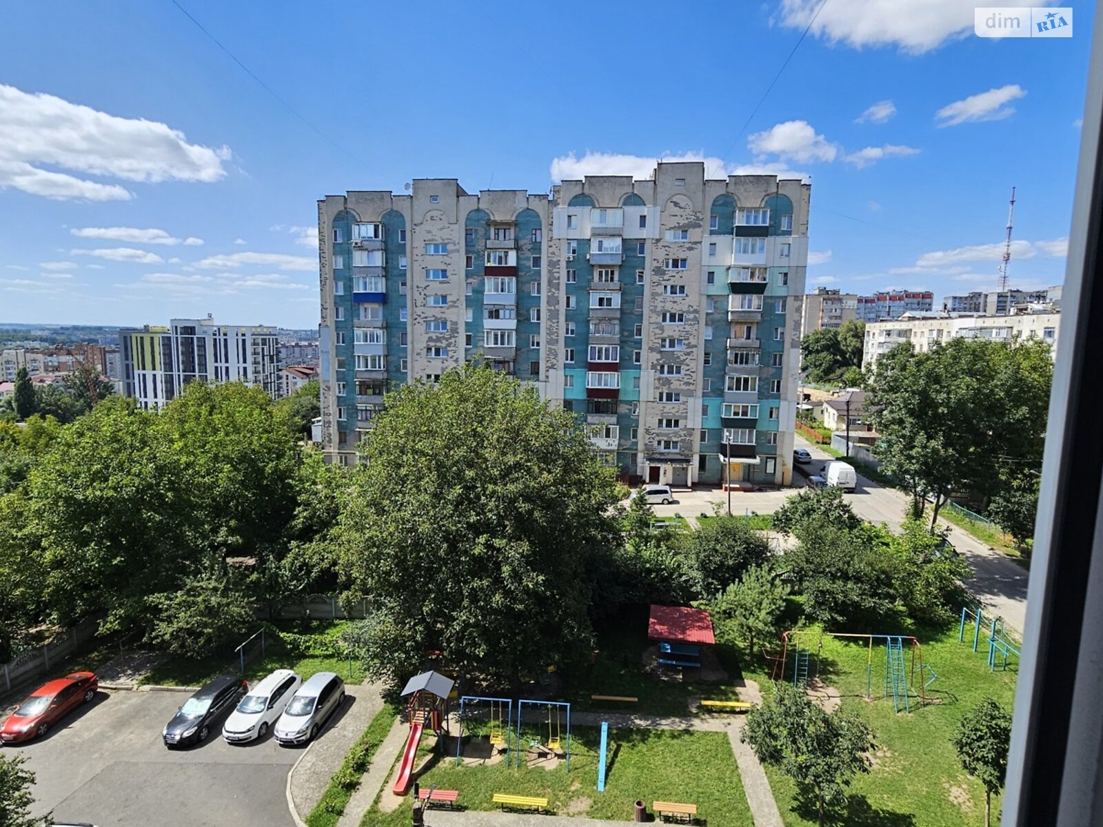 трикімнатна квартира в Хмельницькому, район Виставка, на вул. Коновальця Євгена, кв. 24 в довготривалу оренду помісячно фото 1 трикімнатна квартира в Хмельницькому, район Виставка, на вул. Коновальця Євгена, кв. 24 в довготривалу оренду помісячно фото 1