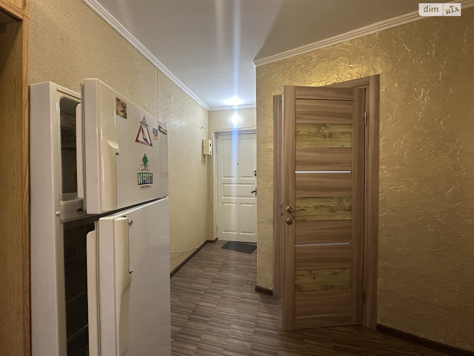 трикімнатна квартира в Хмельницькому, район Виставка, на вул. Зарічанська в довготривалу оренду помісячно фото 1