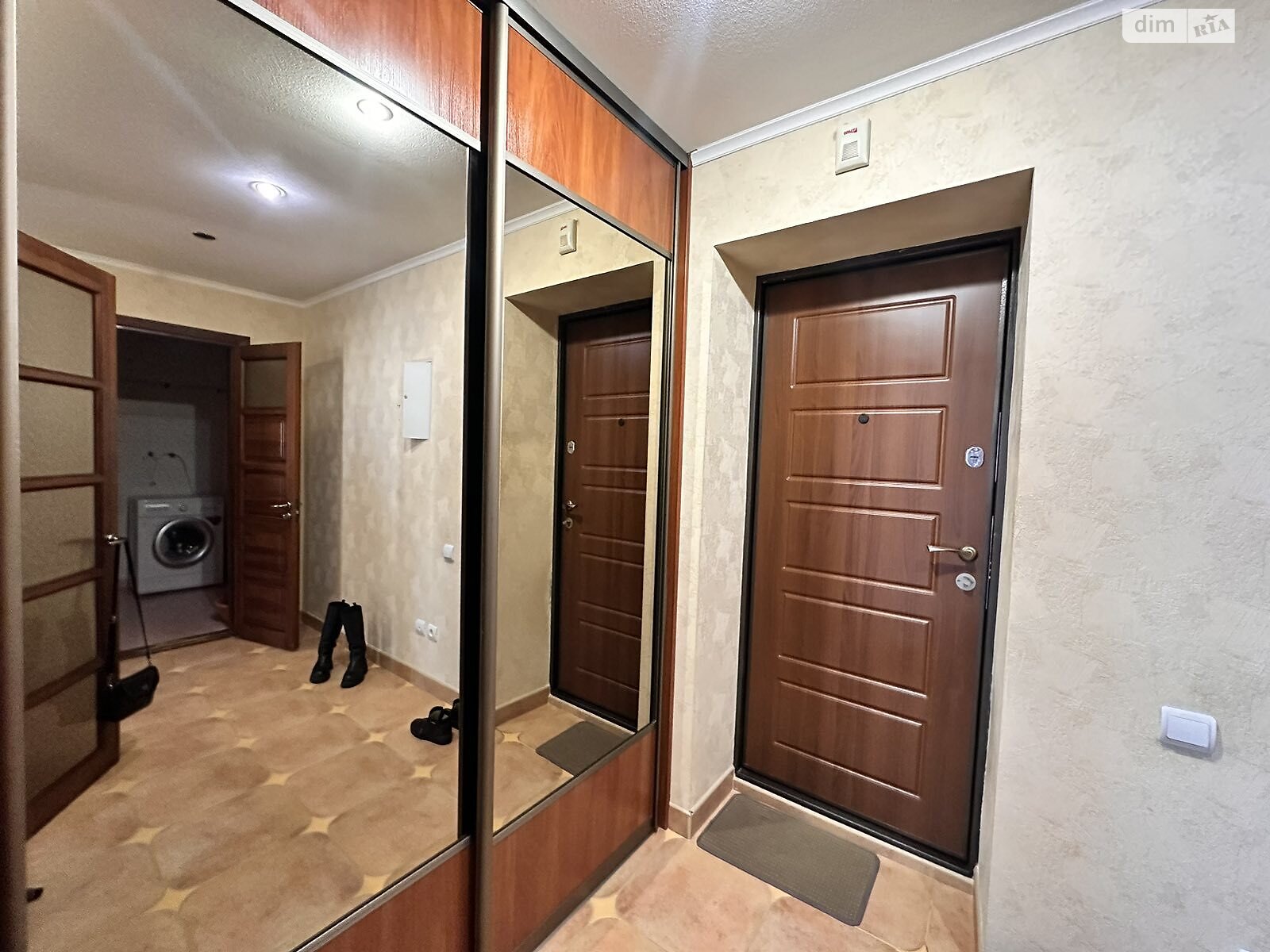 однокомнатная квартира в Хмельницком, район Выставка, на ул. Мазура Николая в аренду на долгий срок помесячно фото 1