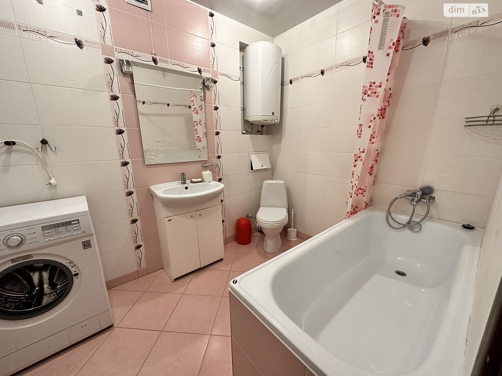 однокомнатная квартира в Хмельницком, район Выставка, на ул. Мазура Николая в аренду на долгий срок помесячно фото 1