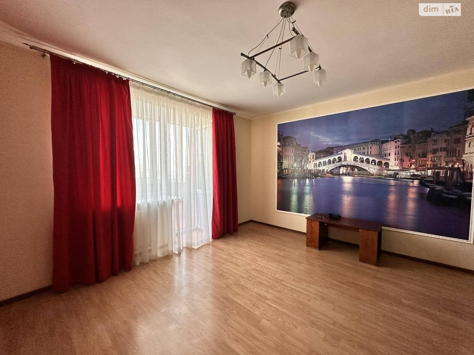 однокомнатная квартира в Хмельницком, район Выставка, на ул. Мазура Николая в аренду на долгий срок помесячно фото 1