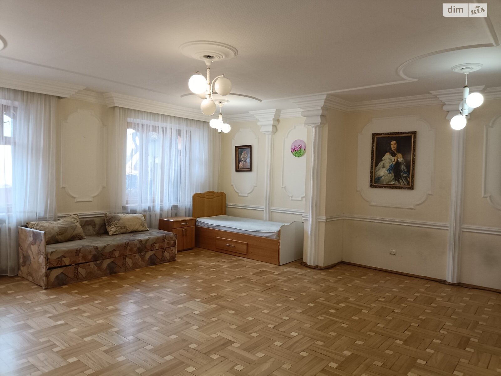 четырехкомнатная квартира в Хмельницком, район Выставка, на просп. Мира 80, кв. 10 в аренду на долгий срок помесячно фото 1 четырехкомнатная квартира в Хмельницком, район Выставка, на просп. Мира 80, кв. 10 в аренду на долгий срок помесячно фото 1