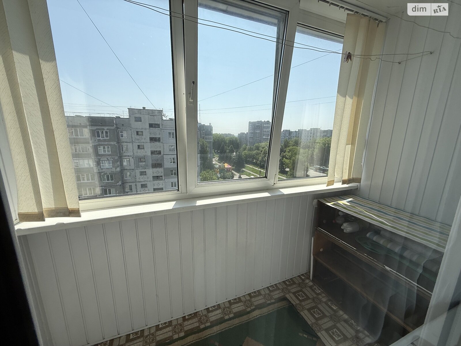 трехкомнатная квартира в Хмельницком, район Выставка, на просп. Мира 53/1 в аренду на долгий срок помесячно фото 1 трехкомнатная квартира в Хмельницком, район Выставка, на просп. Мира 53/1 в аренду на долгий срок помесячно фото 1