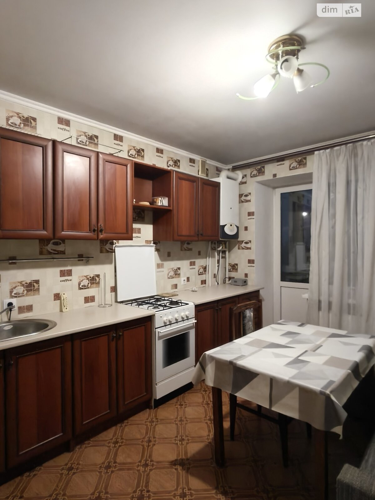 однокомнатная квартира в Хмельницком, район Выставка, на просп. Мира 94/1А в аренду на долгий срок помесячно фото 1 однокомнатная квартира в Хмельницком, район Выставка, на просп. Мира 94/1А в аренду на долгий срок помесячно фото 1