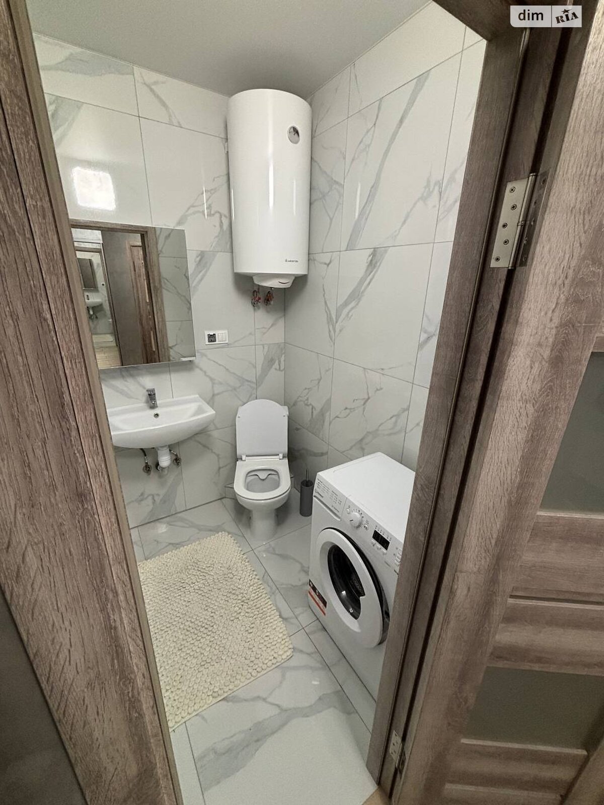 однокомнатная квартира в Хмельницком, район Выставка, на просп. Мира 63В в аренду на долгий срок помесячно фото 1 однокомнатная квартира в Хмельницком, район Выставка, на просп. Мира 63В в аренду на долгий срок помесячно фото 1