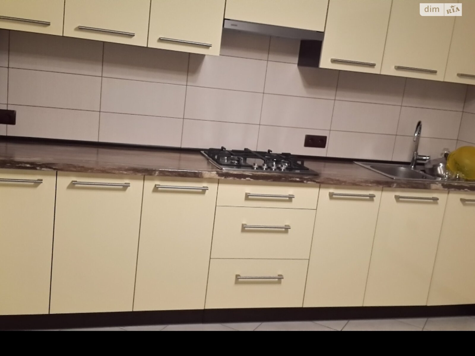 однокімнатна квартира в Хмельницькому, район Виставка, на вул. Озерна в довготривалу оренду помісячно фото 1