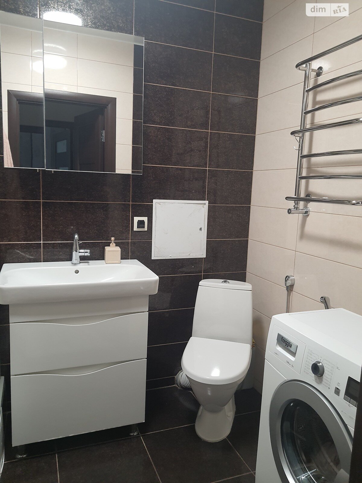 однокімнатна квартира в Хмельницькому, район Виставка, на вул. Озерна в довготривалу оренду помісячно фото 1