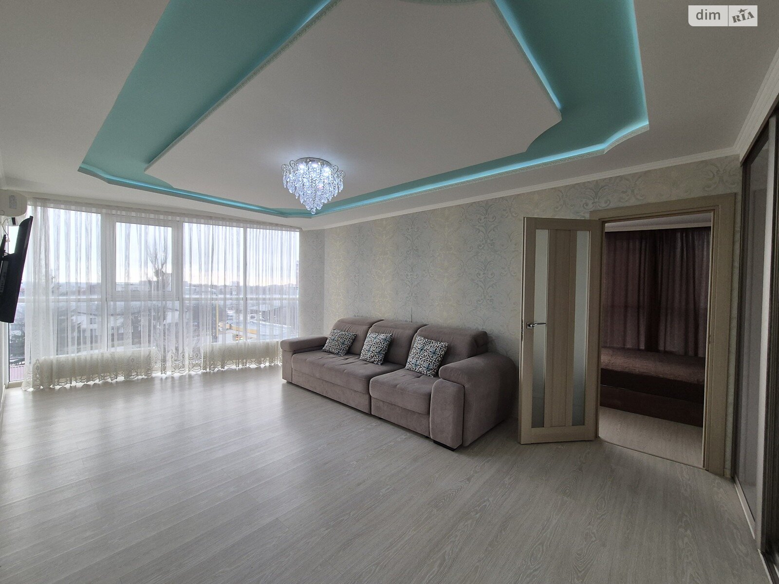 двухкомнатная квартира в Хмельницком, район Выставка, на ул. Панаса Мирного 7/1 в аренду на долгий срок помесячно фото 1 двухкомнатная квартира в Хмельницком, район Выставка, на ул. Панаса Мирного 7/1 в аренду на долгий срок помесячно фото 1