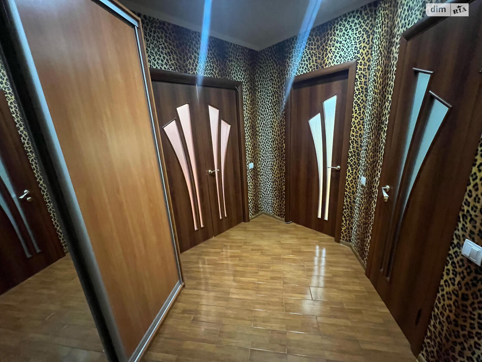однокімнатна квартира з меблями в Хмельницькому, район Виставка, на шосе Старокостянтинівське 5/5А, кв. 55 в довготривалу оренду помісячно фото 1 однокімнатна квартира з меблями в Хмельницькому, район Виставка, на шосе Старокостянтинівське 5/5А, кв. 55 в довготривалу оренду помісячно фото 1
