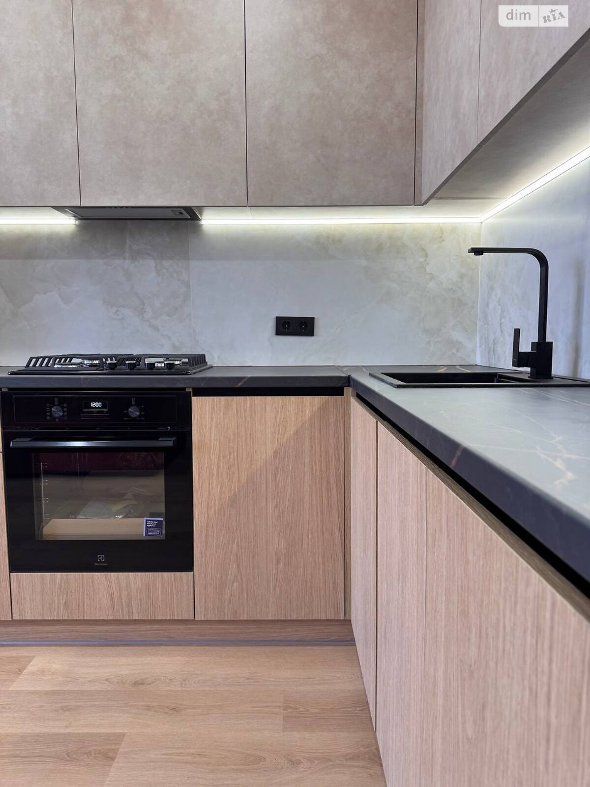 однокімнатна квартира в Хмельницькому, район Виставка, на шосе Старокостянтинівське в довготривалу оренду помісячно фото 1