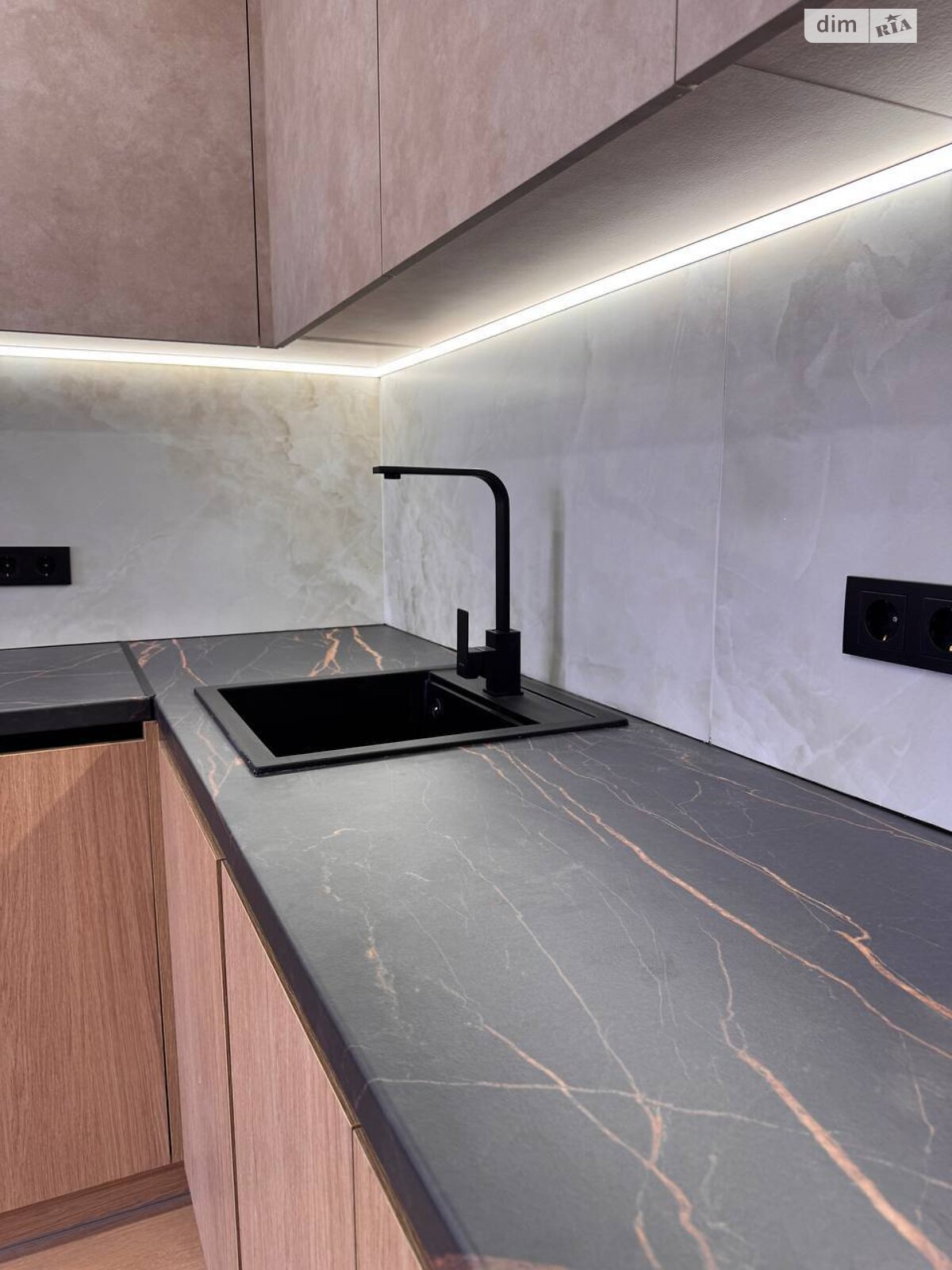 однокімнатна квартира в Хмельницькому, район Виставка, на шосе Старокостянтинівське в довготривалу оренду помісячно фото 1