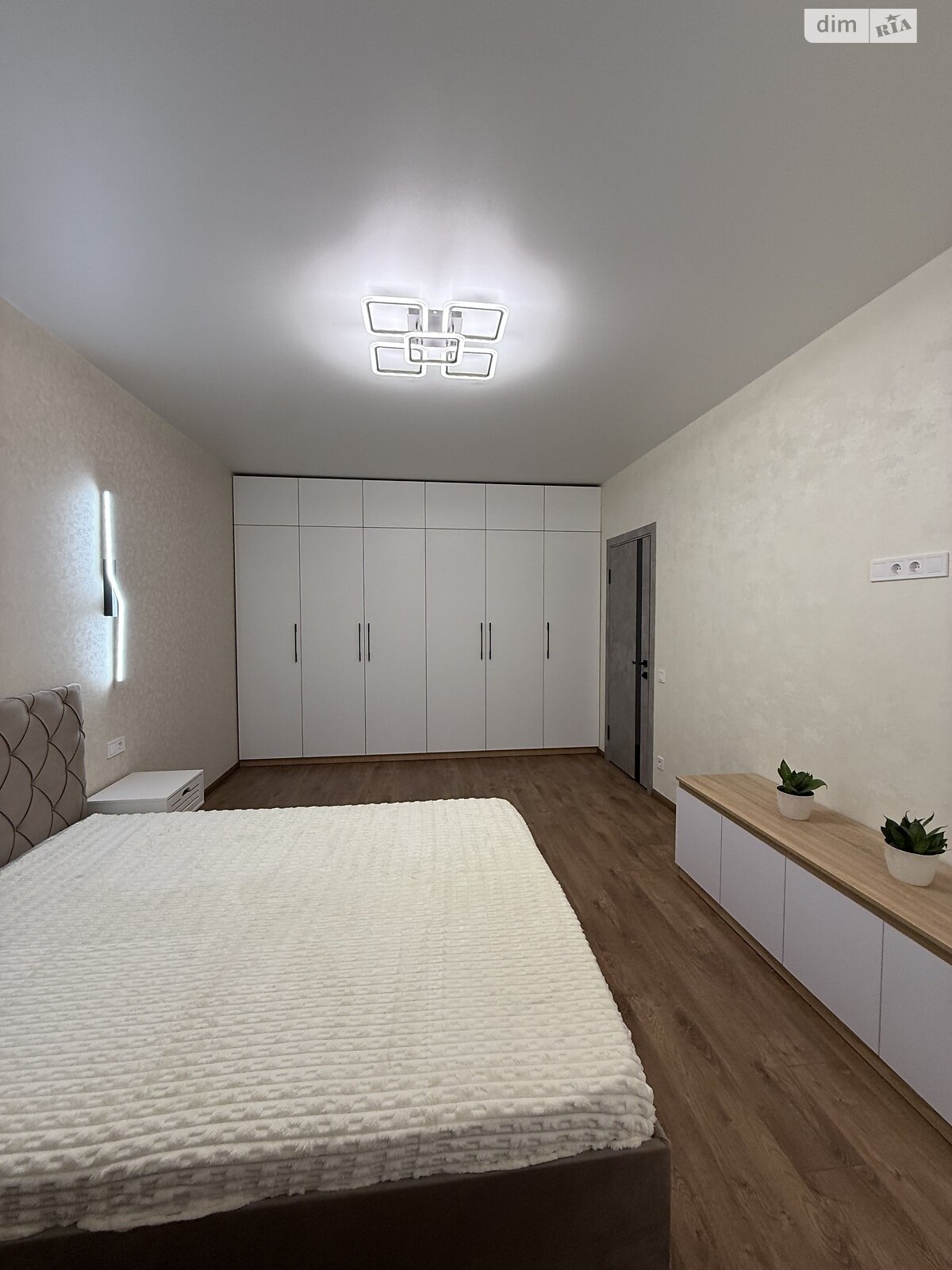 двокімнатна квартира в Хмельницькому, район Виставка, на шосе Старокостянтинівське 5/3 в довготривалу оренду помісячно фото 1