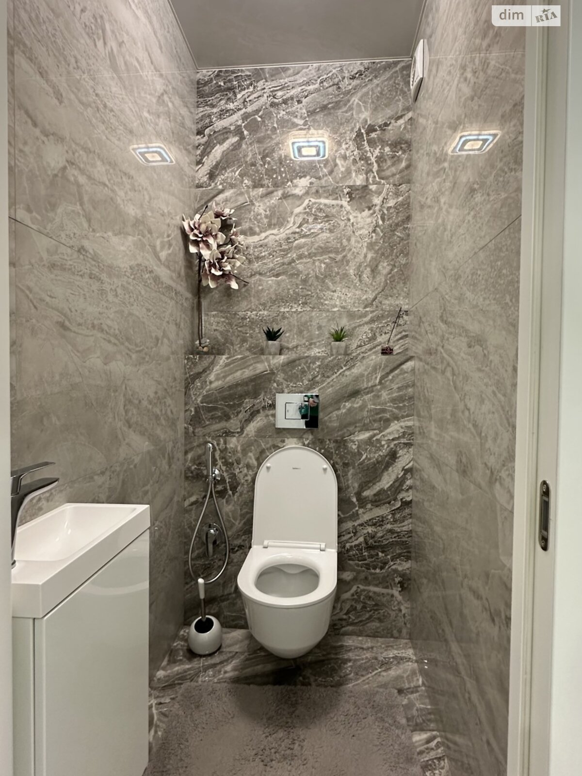 двокімнатна квартира в Хмельницькому, район Виставка, на шосе Старокостянтинівське в довготривалу оренду помісячно фото 1 двокімнатна квартира в Хмельницькому, район Виставка, на шосе Старокостянтинівське в довготривалу оренду помісячно фото 1