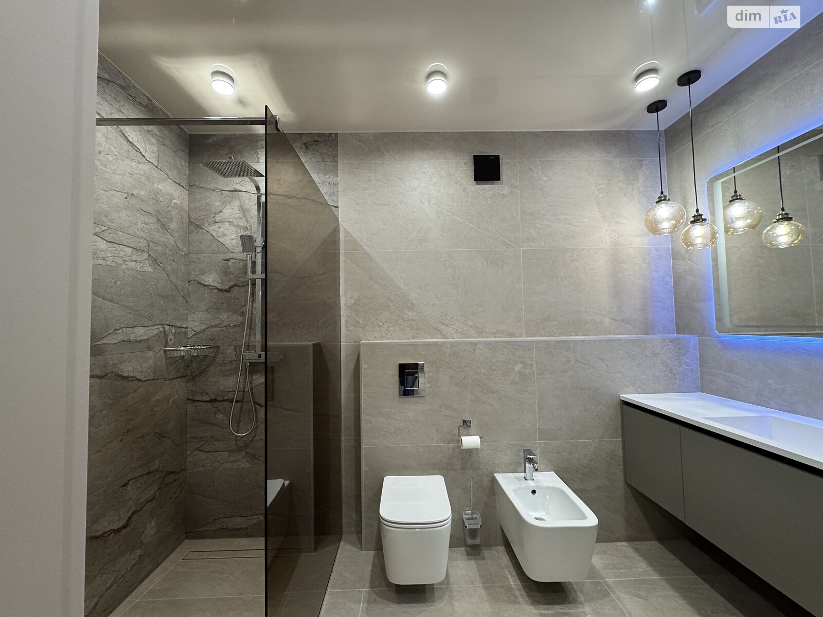 двухкомнатная квартира в Хмельницком, район Выставка, на шоссе Старокостянтиновское, кв. 34 в аренду на долгий срок помесячно фото 1 двухкомнатная квартира в Хмельницком, район Выставка, на шоссе Старокостянтиновское, кв. 34 в аренду на долгий срок помесячно фото 1