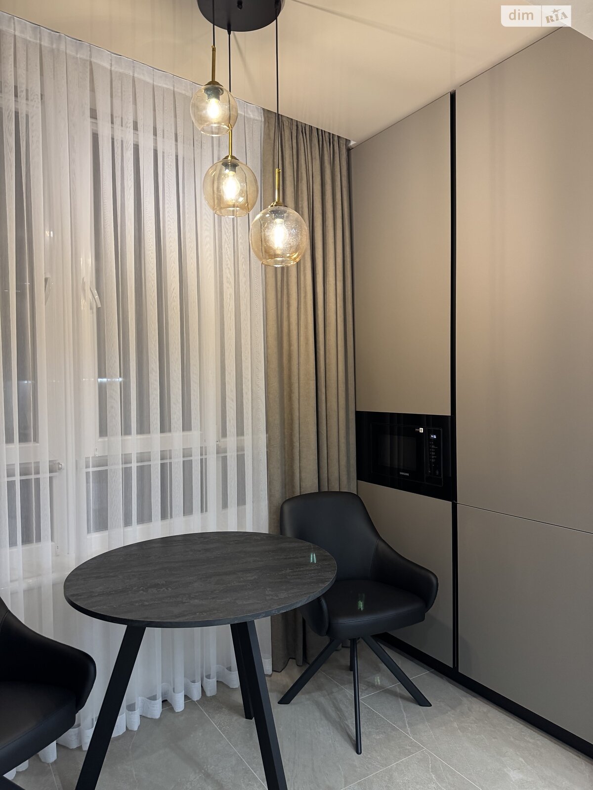 двухкомнатная квартира в Хмельницком, район Выставка, на шоссе Старокостянтиновское, кв. 34 в аренду на долгий срок помесячно фото 1 двухкомнатная квартира в Хмельницком, район Выставка, на шоссе Старокостянтиновское, кв. 34 в аренду на долгий срок помесячно фото 1