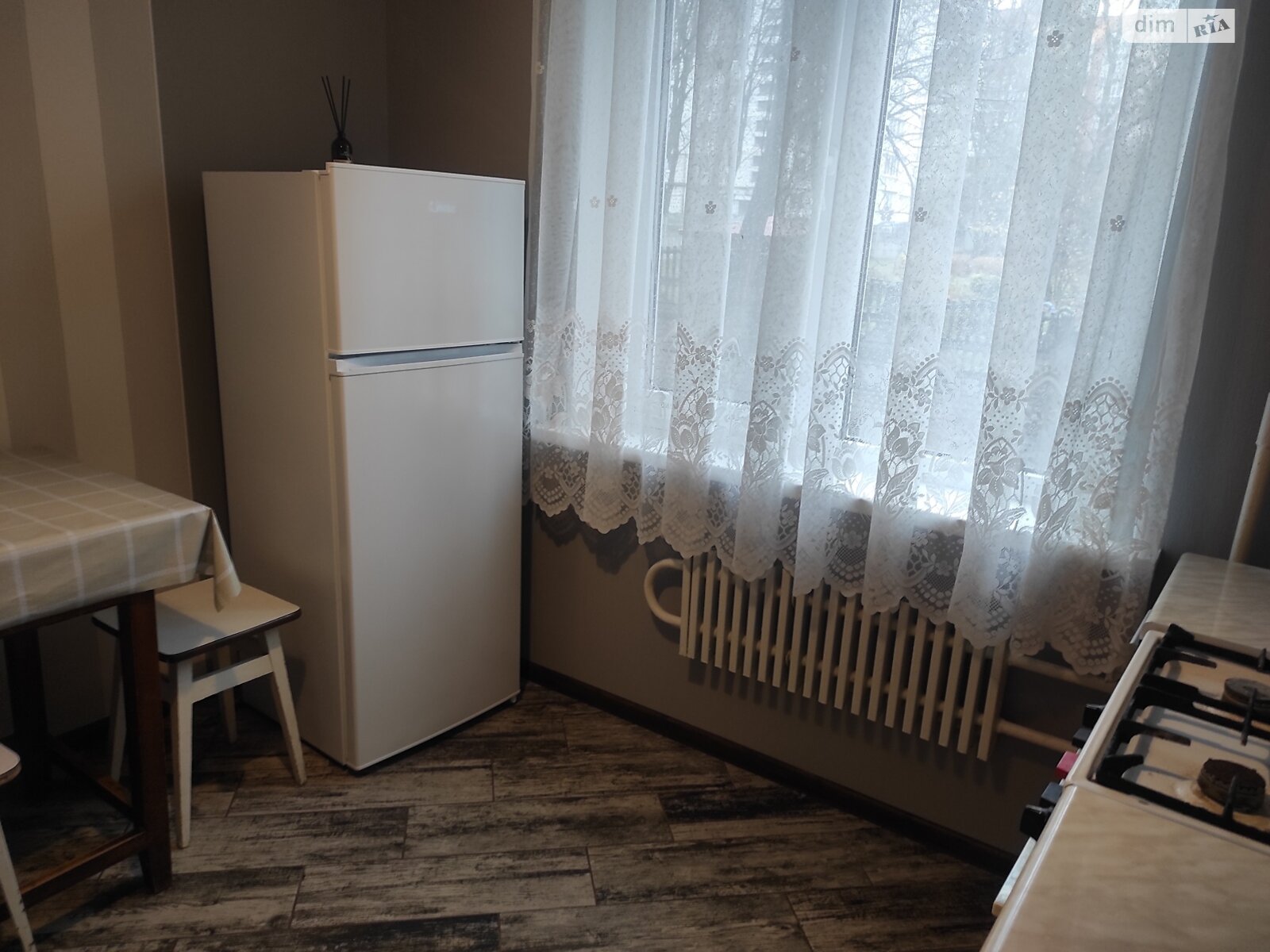 двухкомнатная квартира с мебелью в Хмельницком, район Выставка, на ул. Степана Бандеры в аренду на долгий срок помесячно фото 1 двухкомнатная квартира с мебелью в Хмельницком, район Выставка, на ул. Степана Бандеры в аренду на долгий срок помесячно фото 1