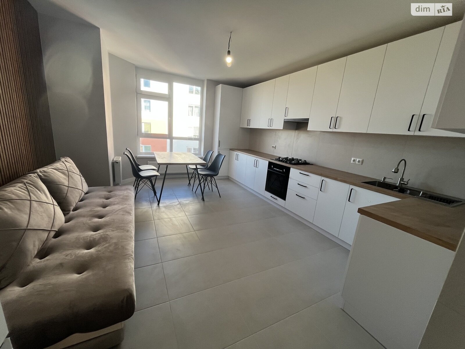 двухкомнатная квартира в Хмельницком, район Выставка, на ул. Строителей (Грузевица-2) 5/3 в аренду на долгий срок помесячно фото 1 двухкомнатная квартира в Хмельницком, район Выставка, на ул. Строителей (Грузевица-2) 5/3 в аренду на долгий срок помесячно фото 1