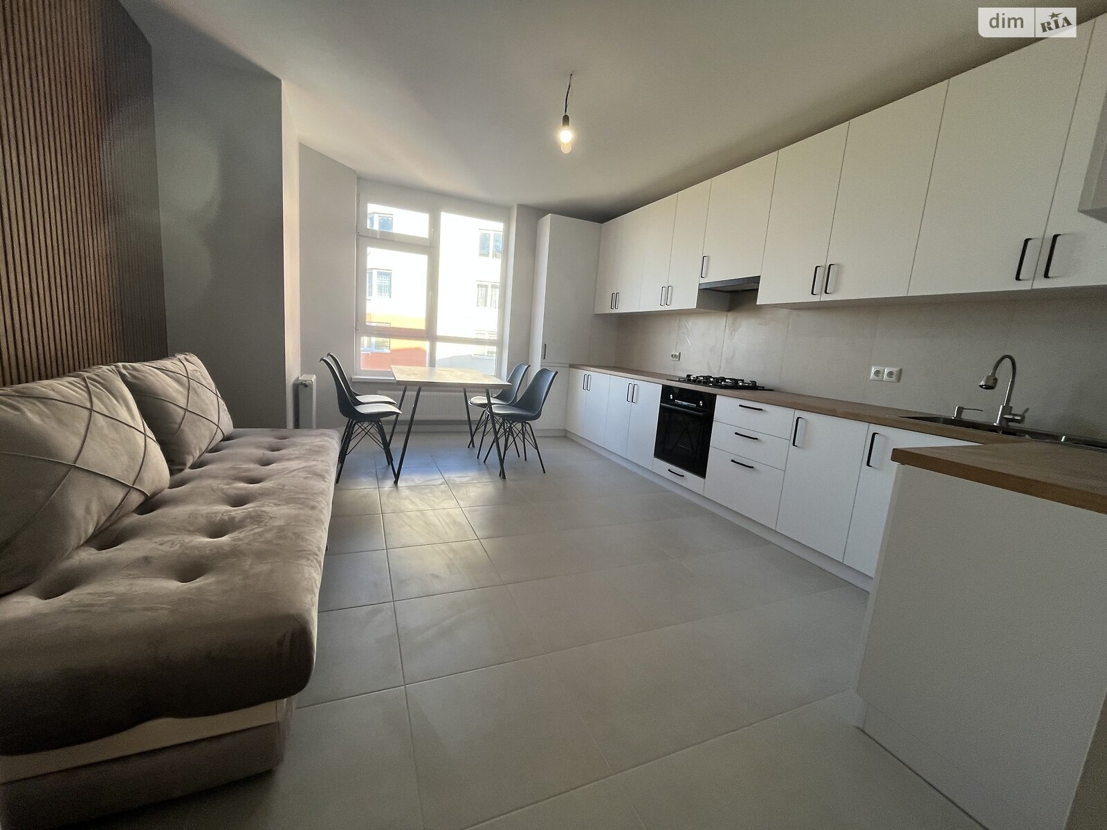 двухкомнатная квартира в Хмельницком, район Выставка, на ул. Строителей (Грузевица-2) 5/3 в аренду на долгий срок помесячно фото 1 двухкомнатная квартира в Хмельницком, район Выставка, на ул. Строителей (Грузевица-2) 5/3 в аренду на долгий срок помесячно фото 1