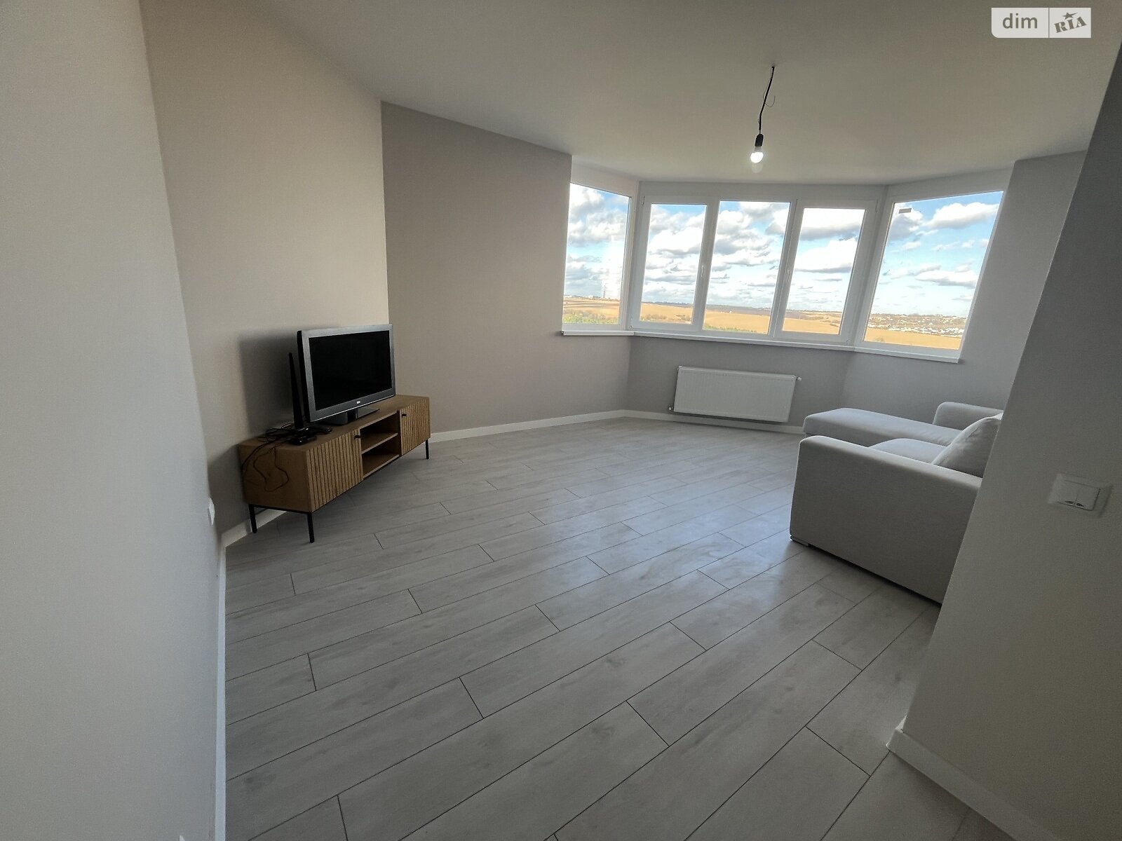 двухкомнатная квартира в Хмельницком, район Выставка, на ул. Строителей (Грузевица-2) 5/3 в аренду на долгий срок помесячно фото 1 двухкомнатная квартира в Хмельницком, район Выставка, на ул. Строителей (Грузевица-2) 5/3 в аренду на долгий срок помесячно фото 1