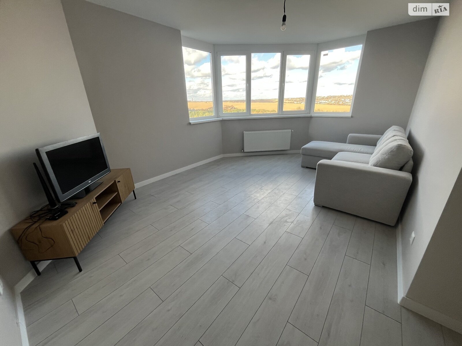 двухкомнатная квартира в Хмельницком, район Выставка, на ул. Строителей (Грузевица-2) 5/3 в аренду на долгий срок помесячно фото 1 двухкомнатная квартира в Хмельницком, район Выставка, на ул. Строителей (Грузевица-2) 5/3 в аренду на долгий срок помесячно фото 1