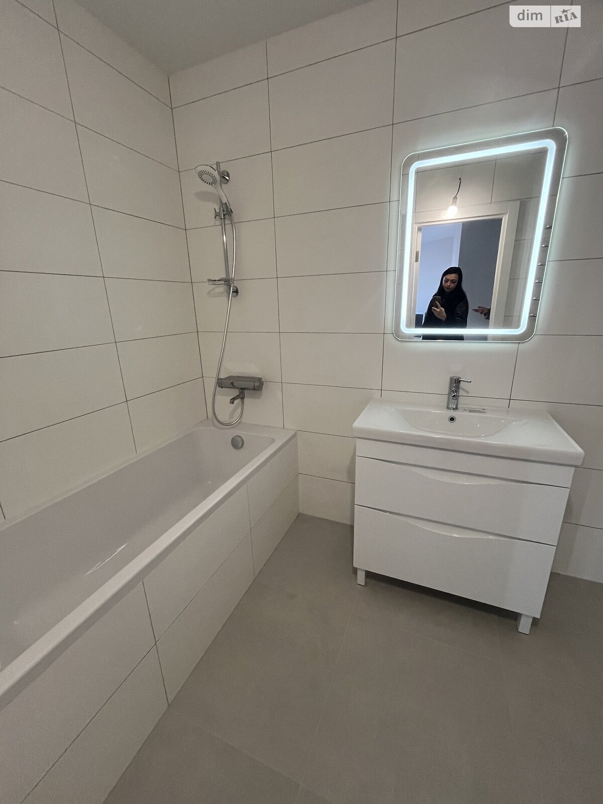 двухкомнатная квартира в Хмельницком, район Выставка, на ул. Строителей (Грузевица-2) 5/3 в аренду на долгий срок помесячно фото 1 двухкомнатная квартира в Хмельницком, район Выставка, на ул. Строителей (Грузевица-2) 5/3 в аренду на долгий срок помесячно фото 1