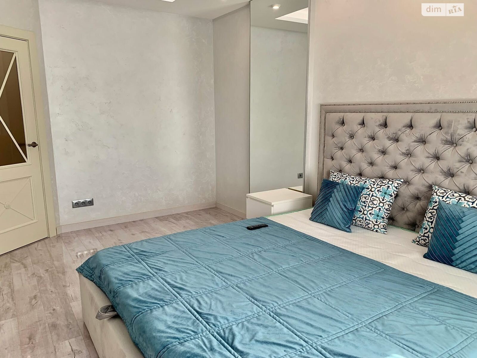 однокомнатная квартира в Хмельницком, район Выставка, на ул. Свободы 20/1 в аренду на долгий срок помесячно фото 1 однокомнатная квартира в Хмельницком, район Выставка, на ул. Свободы 20/1 в аренду на долгий срок помесячно фото 1