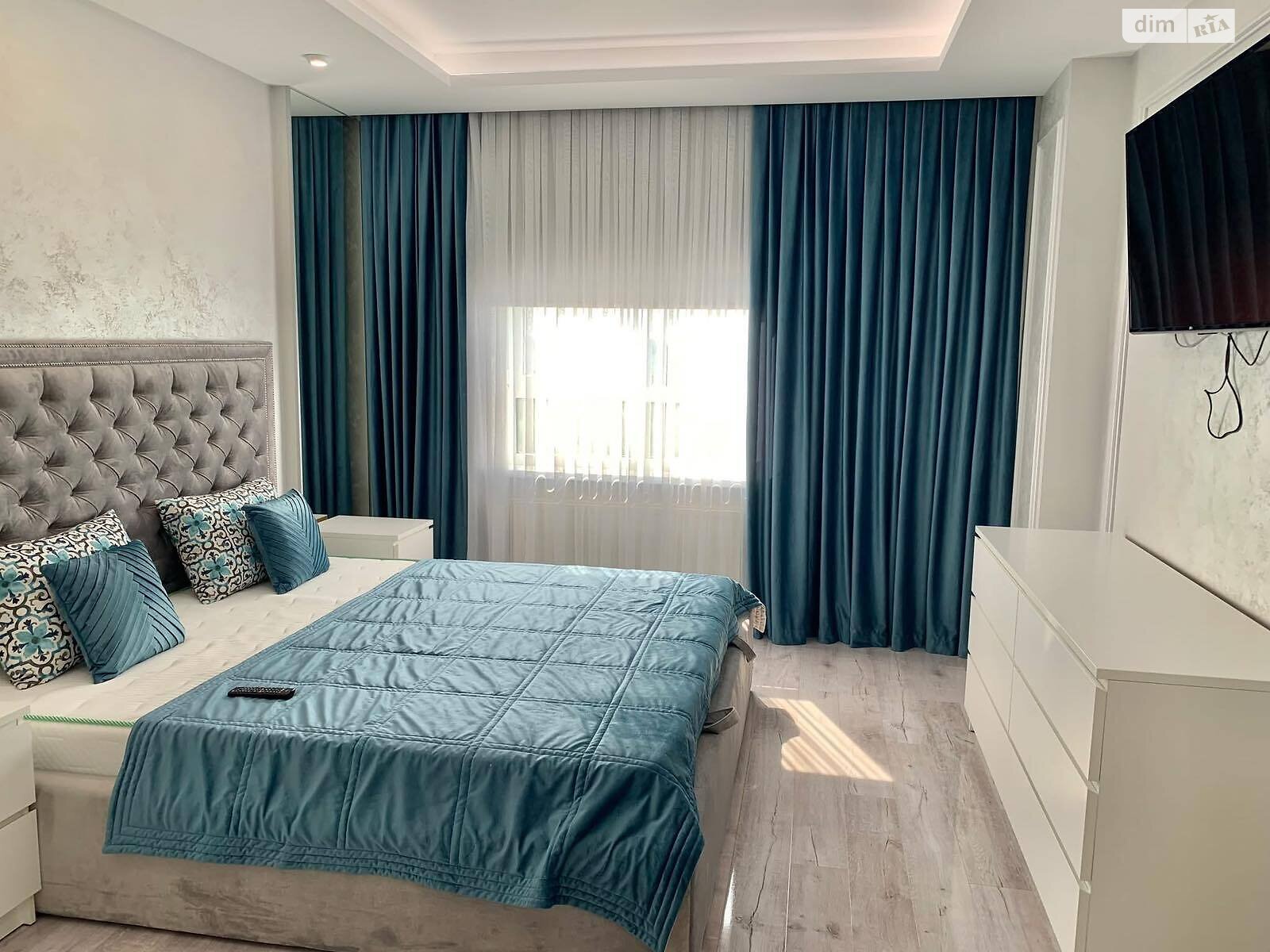 однокомнатная квартира в Хмельницком, район Выставка, на ул. Свободы 20/1 в аренду на долгий срок помесячно фото 1 однокомнатная квартира в Хмельницком, район Выставка, на ул. Свободы 20/1 в аренду на долгий срок помесячно фото 1