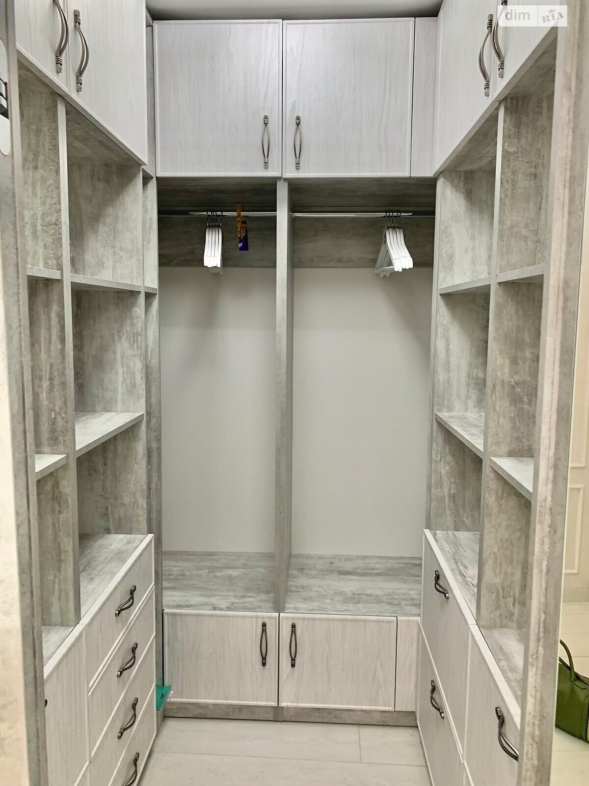 однокомнатная квартира в Хмельницком, район Выставка, на ул. Свободы 20/1 в аренду на долгий срок помесячно фото 1 однокомнатная квартира в Хмельницком, район Выставка, на ул. Свободы 20/1 в аренду на долгий срок помесячно фото 1