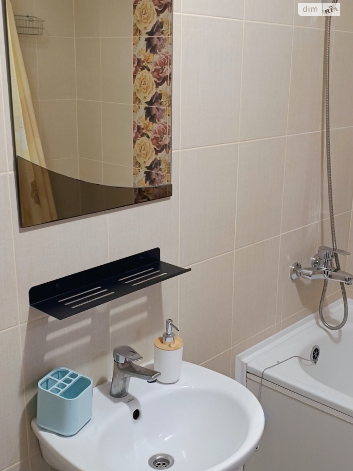 однокомнатная квартира в Хмельницком, район Выставка, на ул. Свободы 8В в аренду на долгий срок помесячно фото 1 однокомнатная квартира в Хмельницком, район Выставка, на ул. Свободы 8В в аренду на долгий срок помесячно фото 1