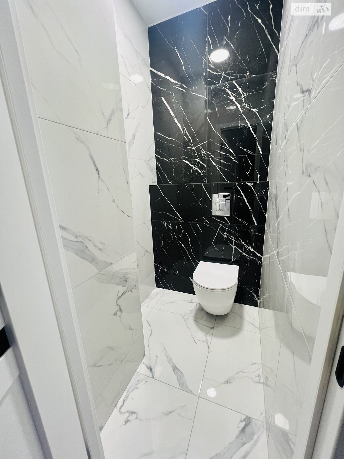 однокомнатная квартира в Хмельницком, район Выставка, на ул. Свободы 12А в аренду на долгий срок помесячно фото 1