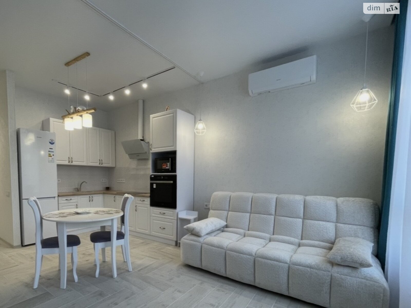 однокомнатная квартира в Хмельницком, район Выставка, на ул. Заречанская 11А в аренду на долгий срок помесячно фото 1