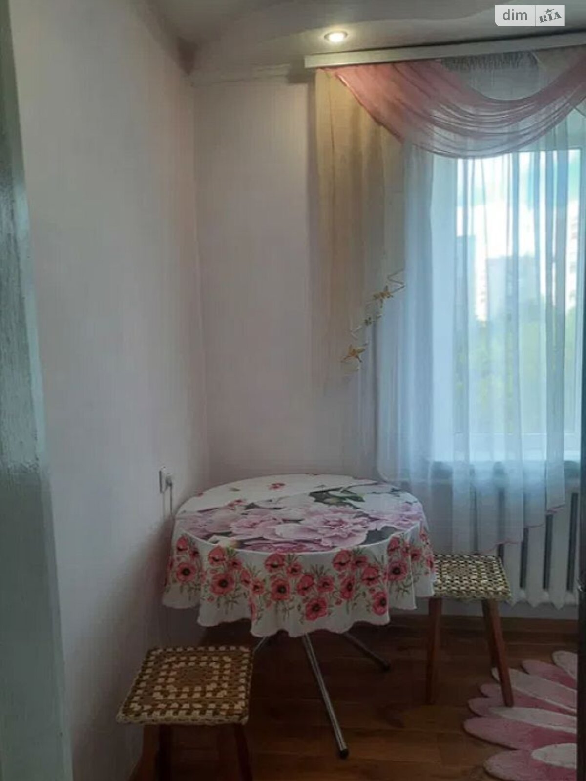 однокімнатна квартира в Хмельницькому, район Виставка, на вул. Зарічанська в довготривалу оренду помісячно фото 1 однокімнатна квартира в Хмельницькому, район Виставка, на вул. Зарічанська в довготривалу оренду помісячно фото 1