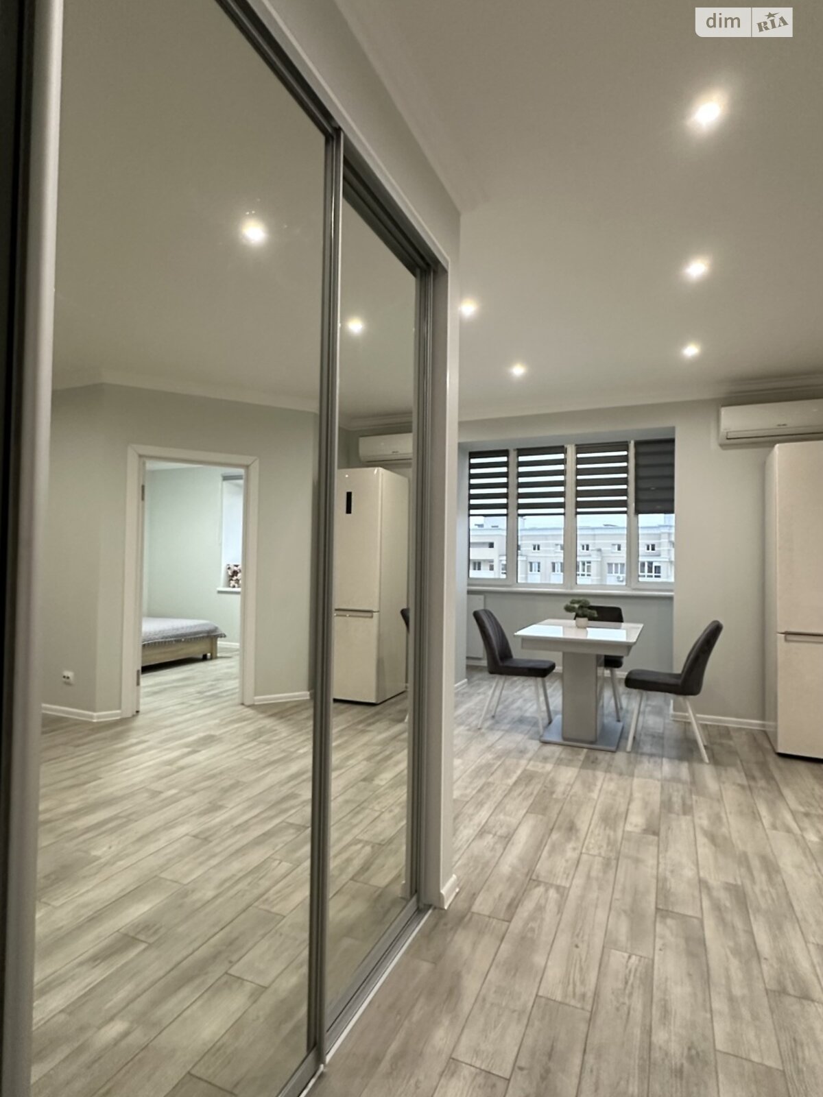 однокімнатна квартира в Хмельницькому, район Виставка, на вул. Зарічанська 3/2Б в довготривалу оренду помісячно фото 1 однокімнатна квартира в Хмельницькому, район Виставка, на вул. Зарічанська 3/2Б в довготривалу оренду помісячно фото 1