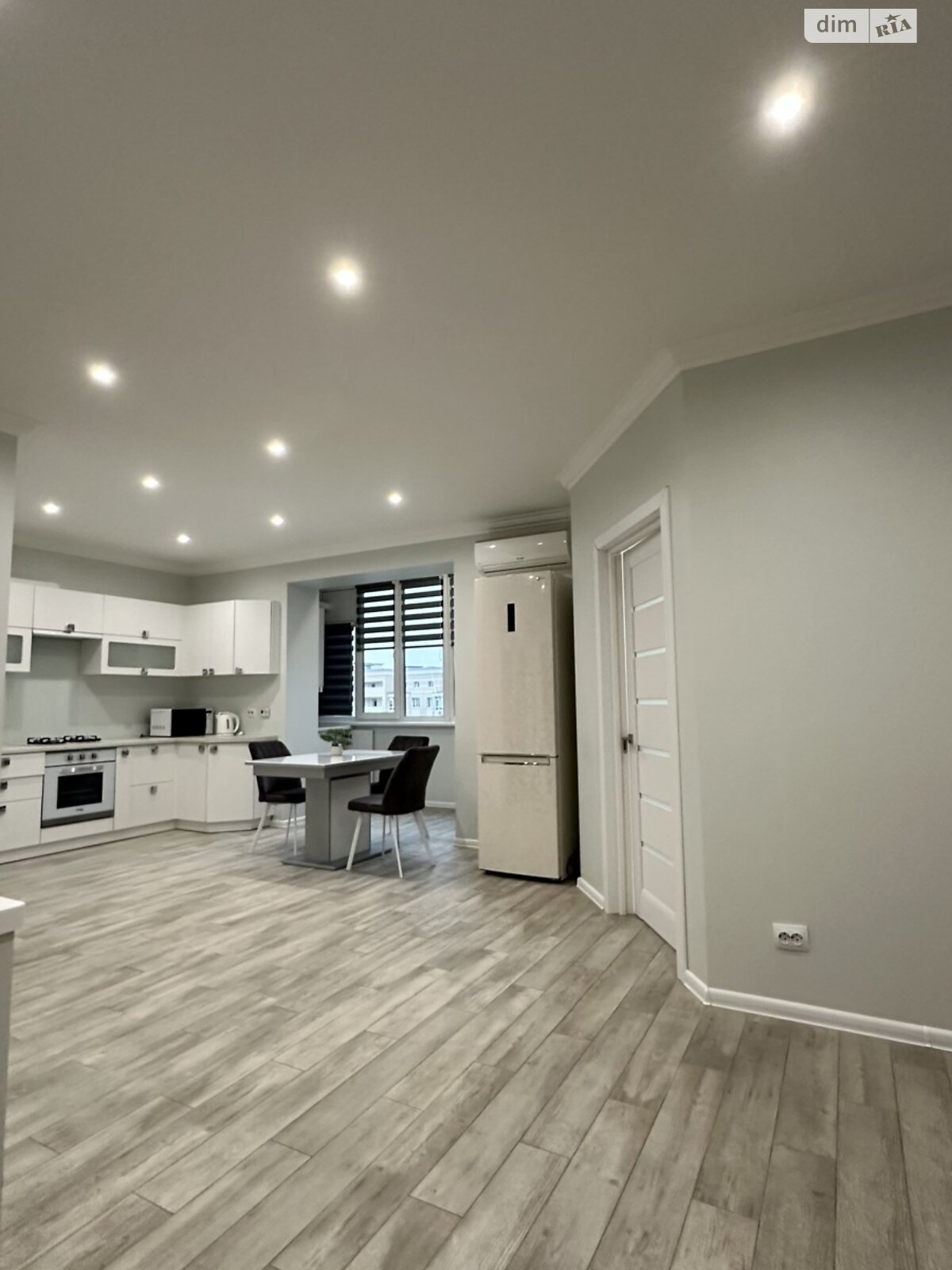 однокімнатна квартира в Хмельницькому, район Виставка, на вул. Зарічанська 3/2Б в довготривалу оренду помісячно фото 1 однокімнатна квартира в Хмельницькому, район Виставка, на вул. Зарічанська 3/2Б в довготривалу оренду помісячно фото 1