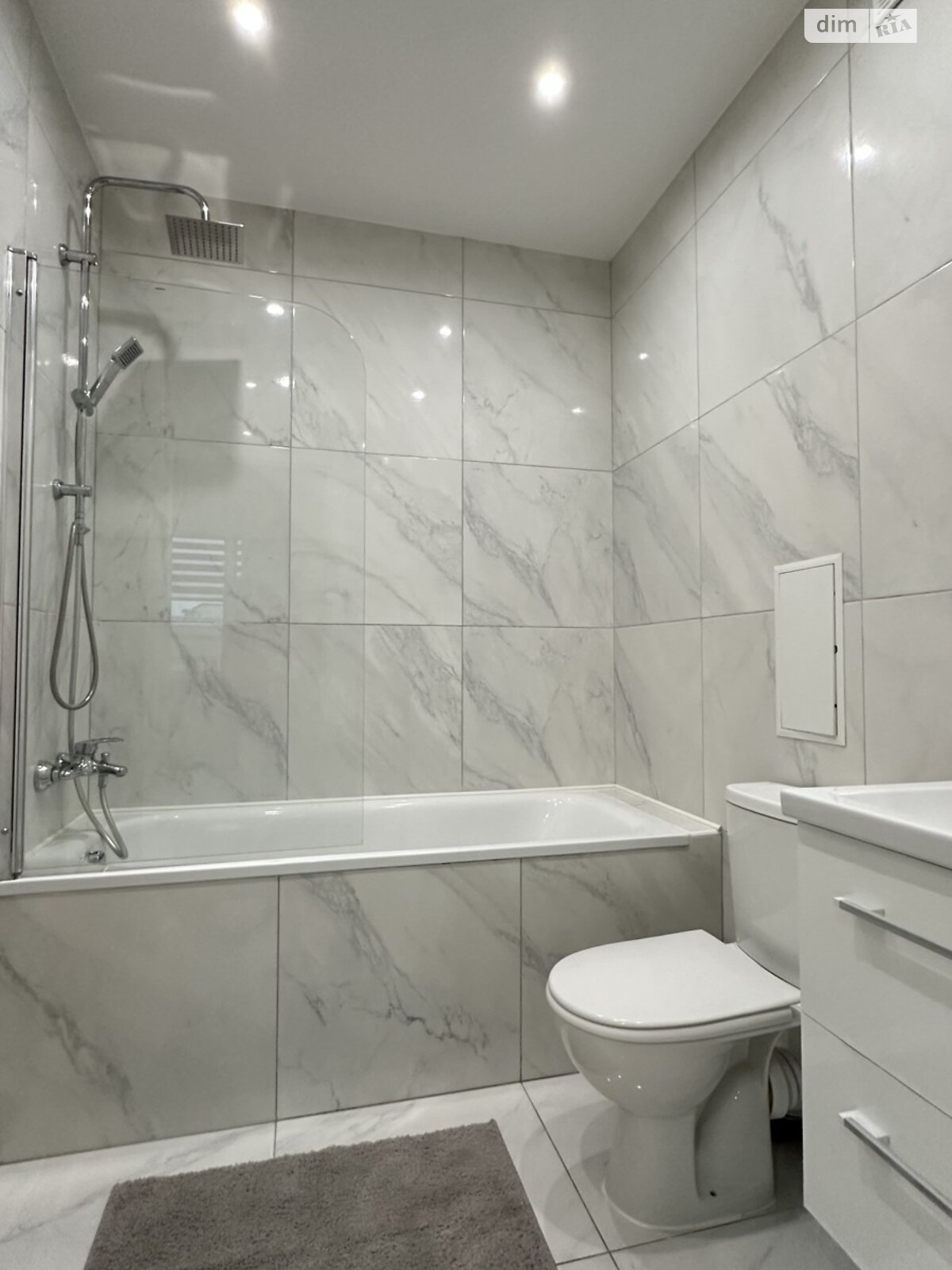 однокімнатна квартира в Хмельницькому, район Виставка, на вул. Зарічанська 3/2Б в довготривалу оренду помісячно фото 1 однокімнатна квартира в Хмельницькому, район Виставка, на вул. Зарічанська 3/2Б в довготривалу оренду помісячно фото 1